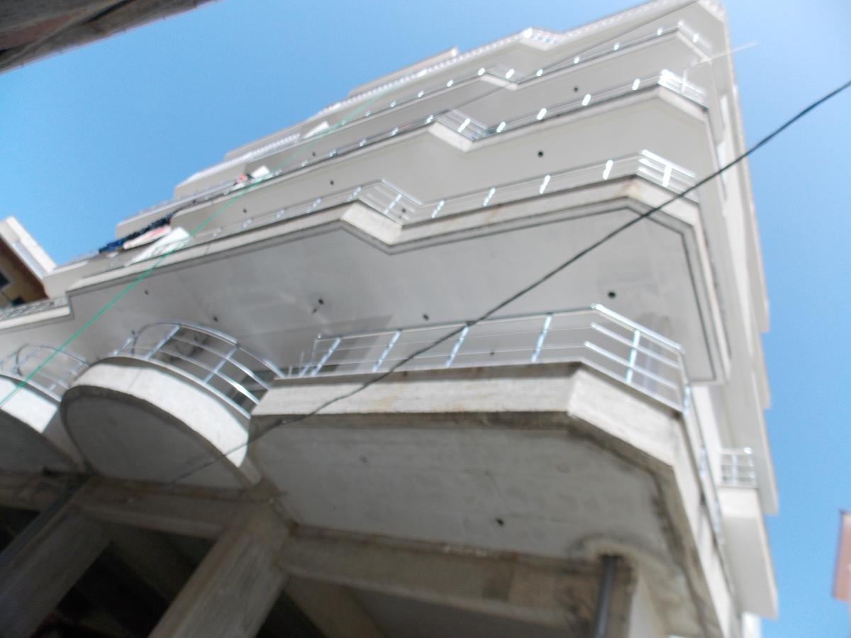 Zeta'S Apartments Sarande Exterior photo