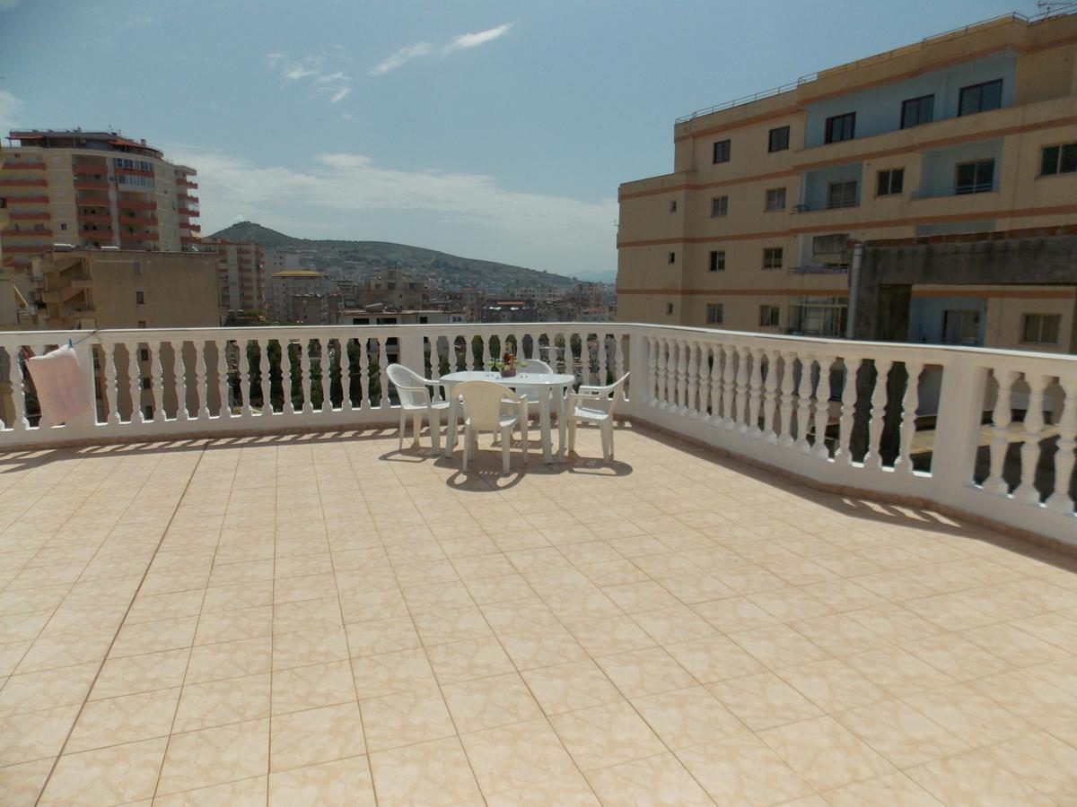 Zeta'S Apartments Sarande Exterior photo