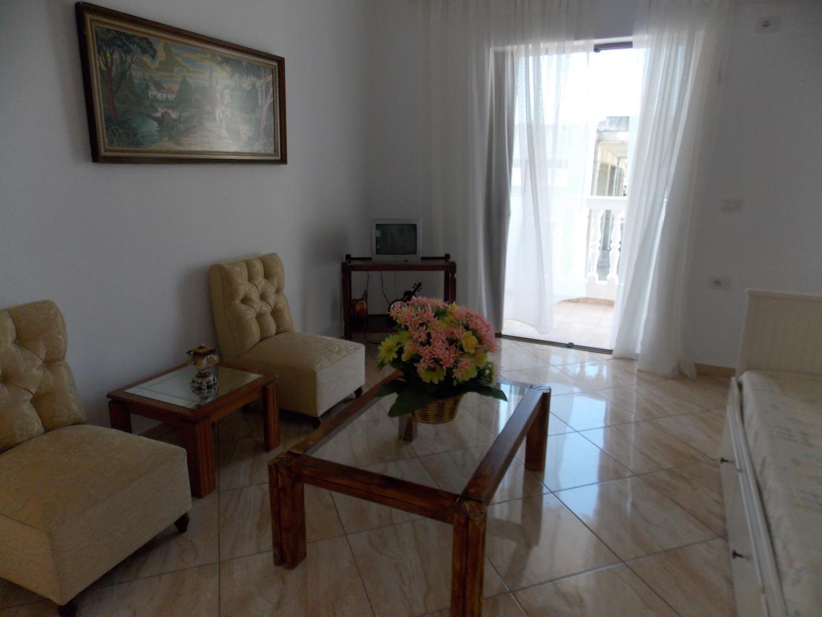 Zeta'S Apartments Sarande Exterior photo